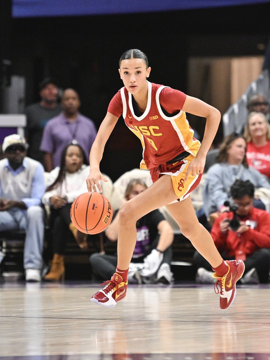 Named USBWA National Freshman of the Week (1st time)